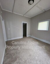 1028 S Main St in Salisbury, NC - Building Photo - Building Photo