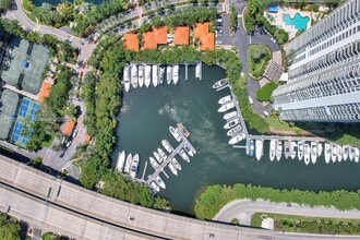 3500 Mystic Pointe Dr, Unit 1507 in Aventura, FL - Foto de edificio - Building Photo
