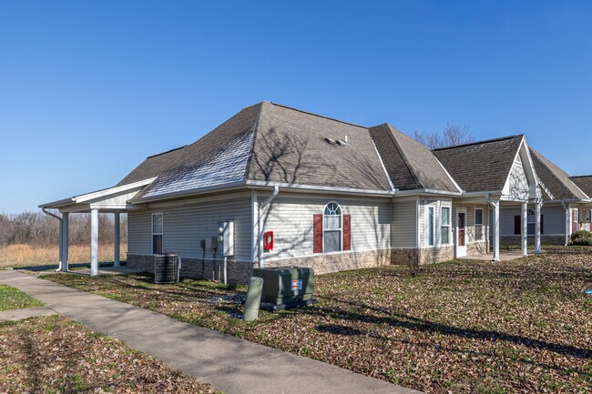 The Cottages at Highland Crossing in Bella Vista, AR - Building Photo - Building Photo