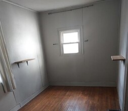 133 State St in Batavia, NY - Building Photo - Interior Photo