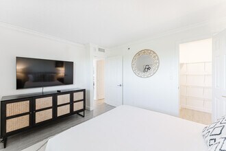 601 N Ocean Blvd in Boca Raton, FL - Building Photo - Building Photo