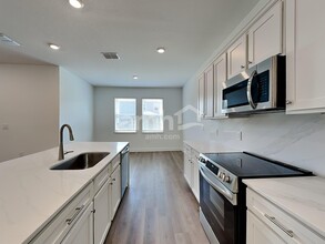 3307 Barber Ave in Parrish, FL - Building Photo - Building Photo