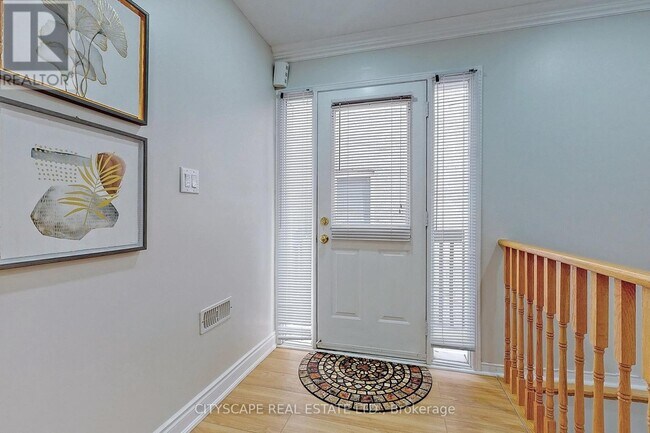 343 Wildgrass Rd in Mississauga, ON - Building Photo - Building Photo