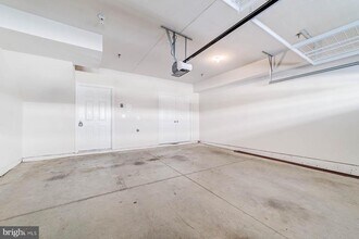 705 River Mist Dr in Oxon Hill, MD - Building Photo - Building Photo