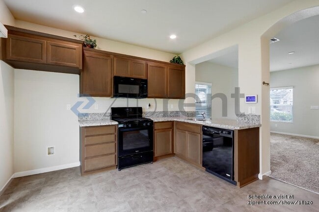 350 Ashwick Loop in Sacramento, CA - Building Photo - Building Photo