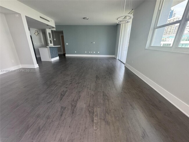 5970 Indian Creek Dr in Miami, FL - Building Photo - Building Photo