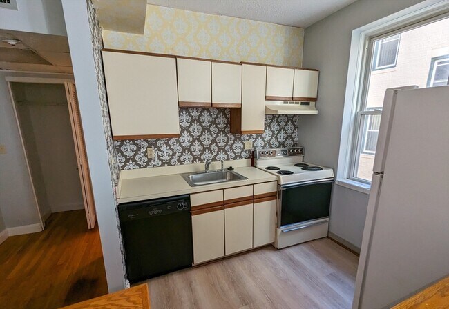 property at 1415 Commonwealth Ave
