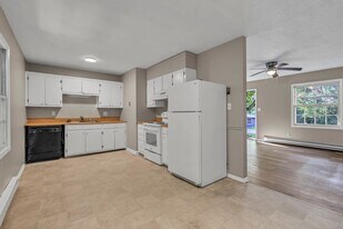 168 Lomax St in Boone, NC - Building Photo