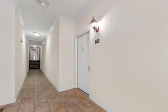 7701 Rialto Blvd in Austin, TX - Building Photo - Building Photo