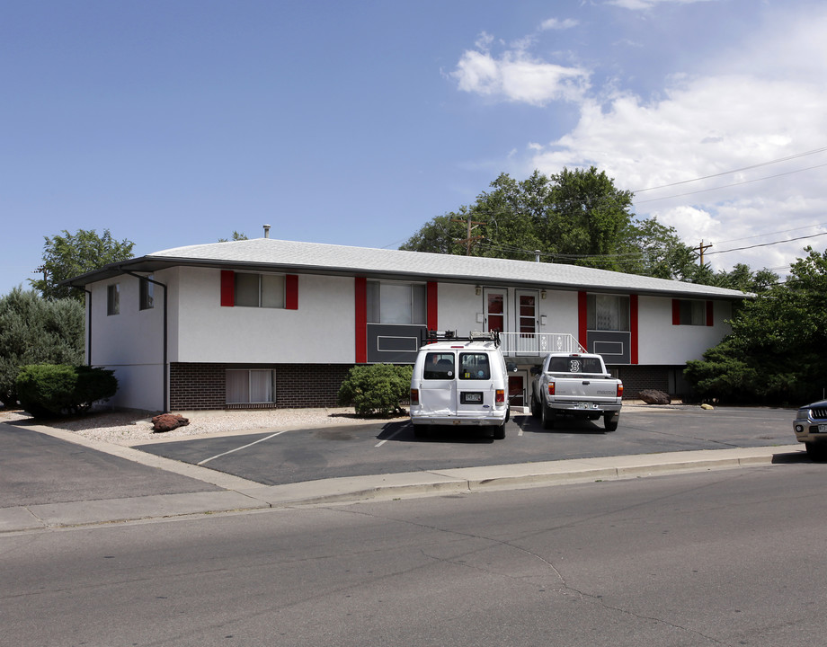 1662-1694 Moore Ave in Pueblo, CO - Building Photo