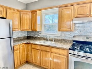 30 Cottage Pl in Garfield, NJ - Building Photo - Building Photo