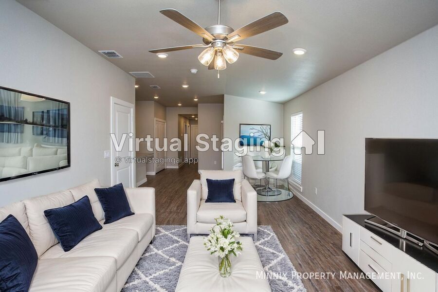 2004 Bryan Ave in Wolfforth, TX - Building Photo