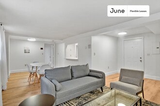4 Vine Ave in Boston, MA - Building Photo - Building Photo
