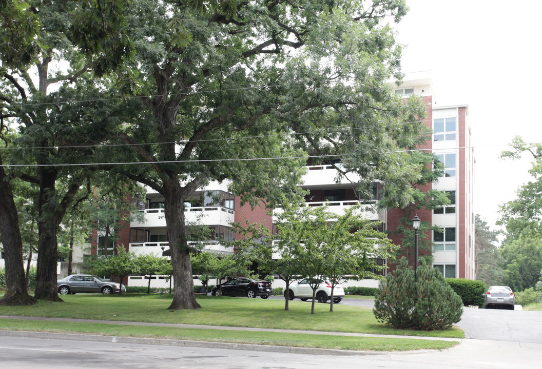 Co-Op in Des Moines, IA - Building Photo