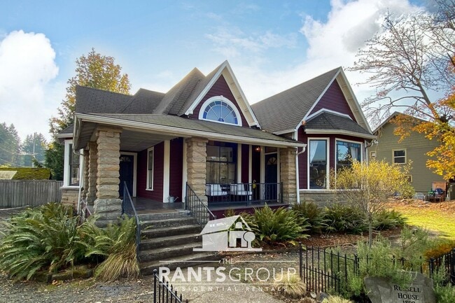 447 Sussex Ave W in Tenino, WA - Building Photo - Building Photo