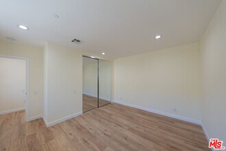 1031 Thompson Ave in Glendale, CA - Building Photo - Building Photo