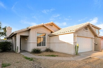 8667 W Palm Ln in Phoenix, AZ - Building Photo - Building Photo