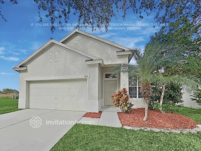 property at 8211 Crescent Moon Dr