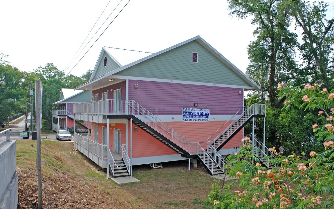 University Gardens Annex in Tallahassee, FL - Building Photo