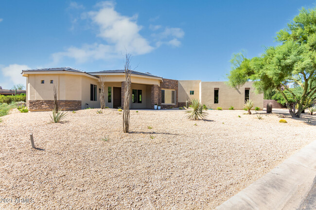 27808 Desierto Dr in Rio Verde, AZ - Foto de edificio - Building Photo