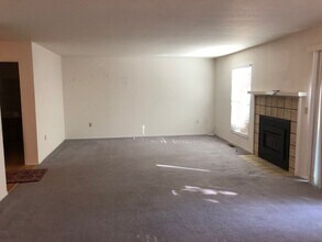 1304 Foothill Dr in Healdsburg, CA - Building Photo - Building Photo