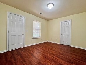 2403 Ivey Crest Cir in Tucker, GA - Building Photo - Building Photo