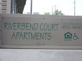 18 Circle Dr Apartments