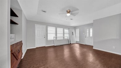 5023 Deer Point Dr in Spring, TX - Building Photo - Building Photo