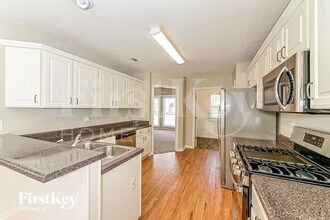 3496 Heathervale Way SW in Conyers, GA - Foto de edificio - Building Photo