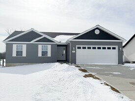 172 Bombadill Blvd in Wright City, MO - Building Photo