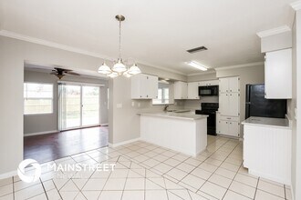 3111 Mercer Rd in Bradenton, FL - Foto de edificio - Building Photo