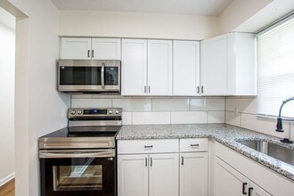 3604 S 78th St in Omaha, NE - Building Photo - Building Photo