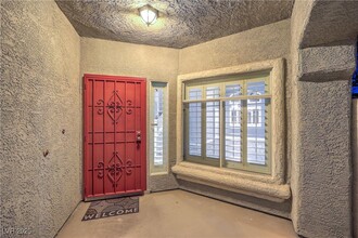 9785 Trail Rider Dr in Las Vegas, NV - Building Photo - Building Photo