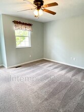 5653 Shiloh Spring Dr in Westerville, OH - Building Photo - Building Photo