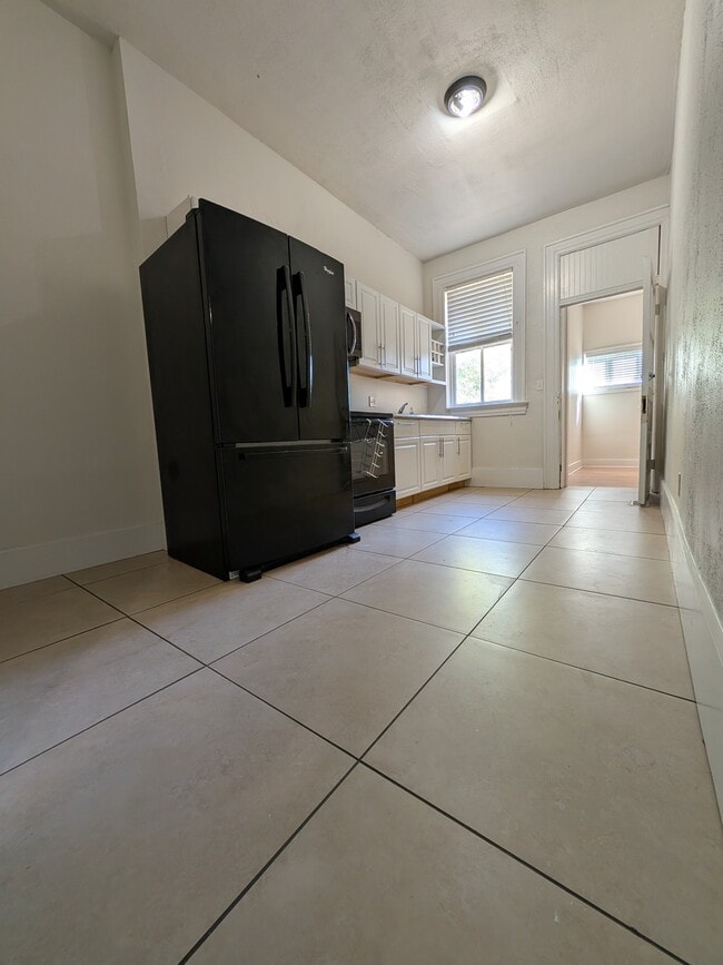 property at 3618 S Compton Ave