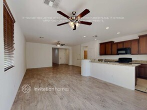 10427 Val Piora St in Las Vegas, NV - Building Photo - Building Photo