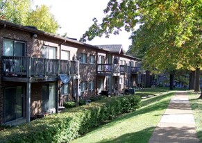 Oakbrook Gardens Apartments