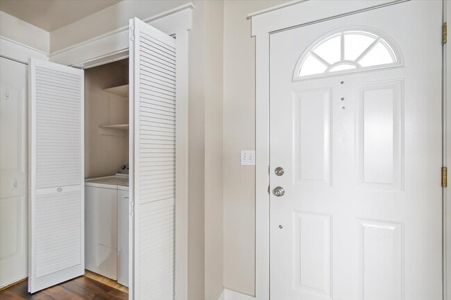 6833 W Russett St in Boise, ID - Building Photo - Building Photo