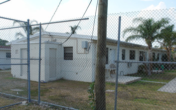 3168-3170 SW 14th St in Miami, FL - Building Photo - Building Photo