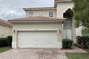 2208 NE 41st Ave in Homestead, FL - Building Photo