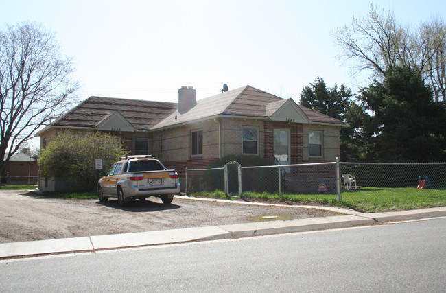 3648-3656 Ames St in Wheat Ridge, CO - Foto de edificio - Building Photo