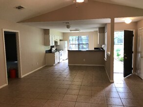 13016 Garfield Ln in Austin, TX - Building Photo - Building Photo