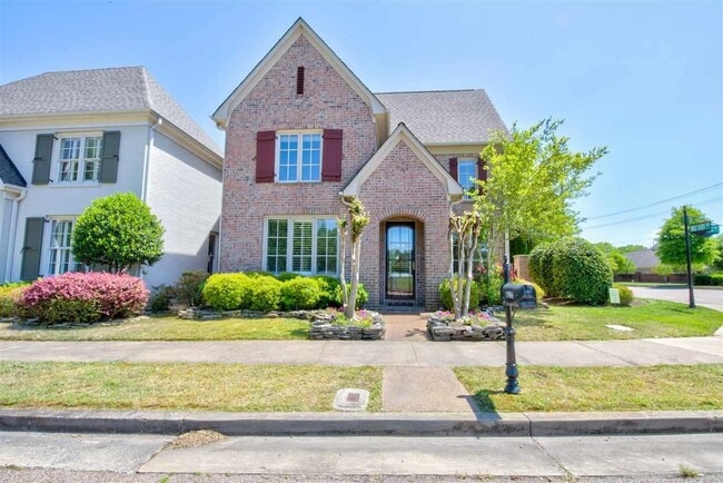 property at 1986 W Arden Oaks Dr