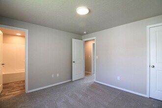 5412 W Ella St in Pasco, WA - Building Photo - Building Photo