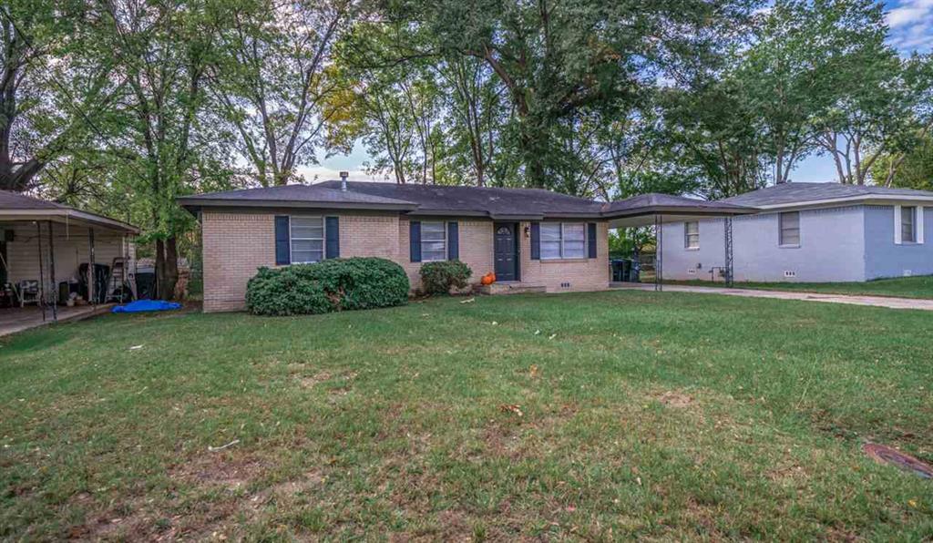 812 Glencrest Ln in Longview, TX - Building Photo