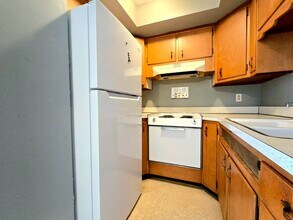 1609 Lincolnway W in Mishawaka, IN - Building Photo - Building Photo