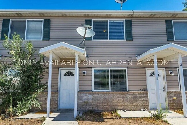 949 E 1150 S in Clearfield, UT - Building Photo - Building Photo