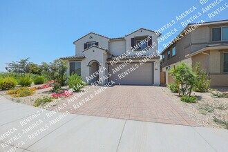5610 N 90th Dr in Glendale, AZ - Building Photo - Building Photo