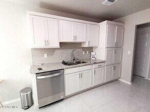 13865 Lorenz Ave in El Paso, TX - Building Photo - Building Photo