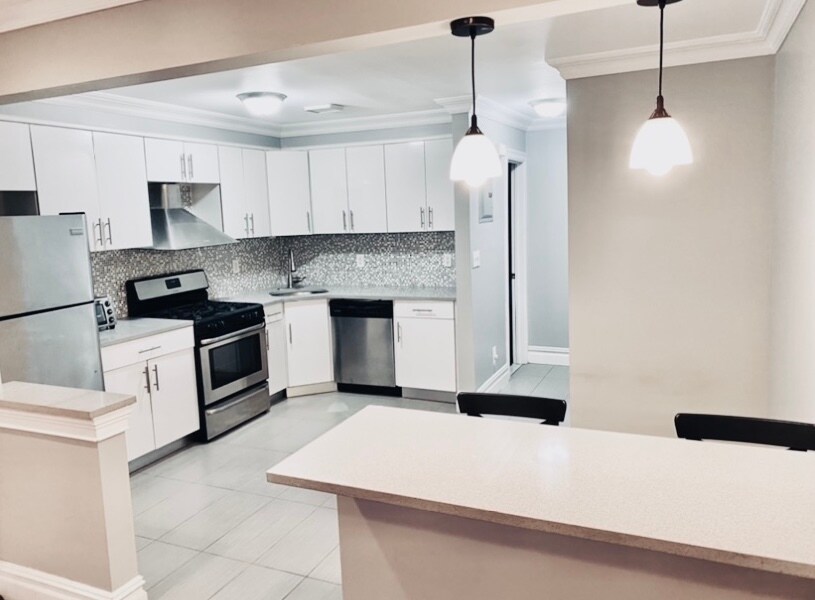855 Herkimer St, Unit APT 1 in Brooklyn, NY - Building Photo